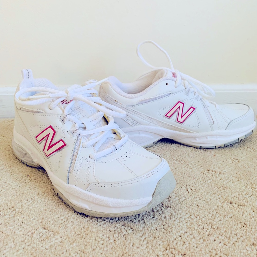 New Balance 608v3 Cross-training shoe, Women Size 7.5 White/pink
